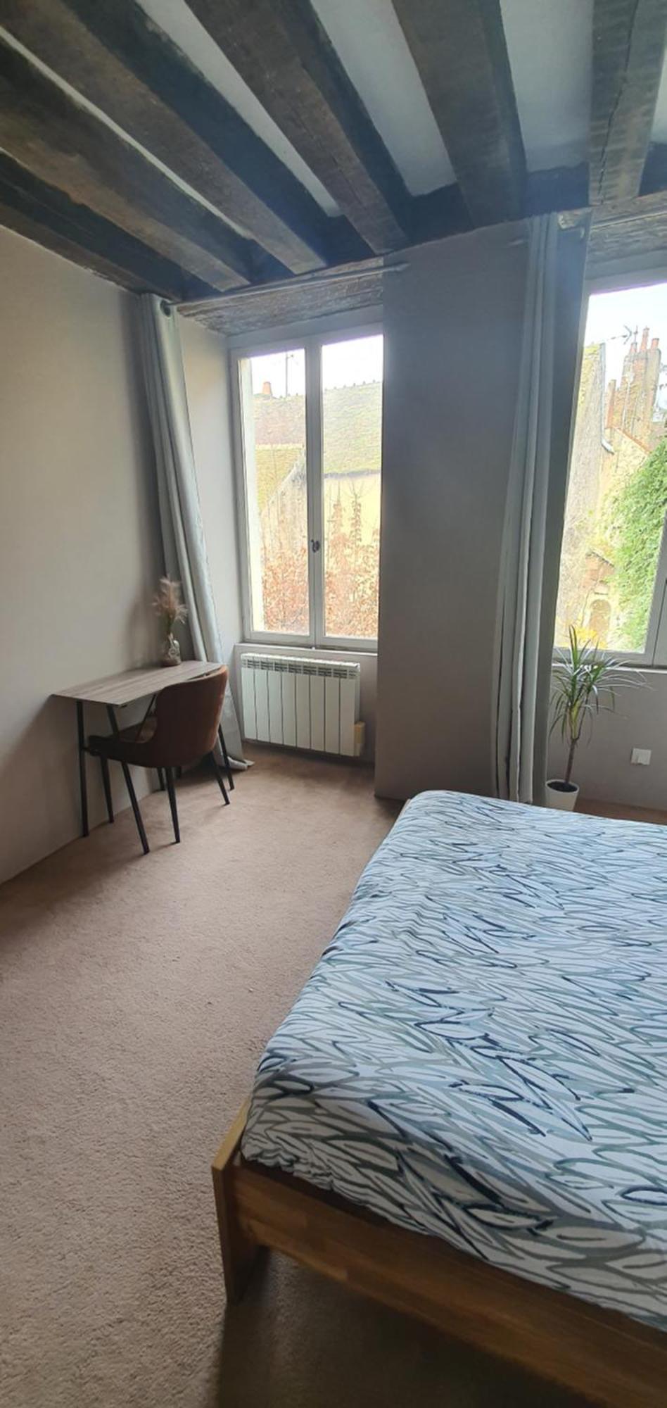 Chambre Avec Salle De Bain 호텔 Donzy 외부 사진